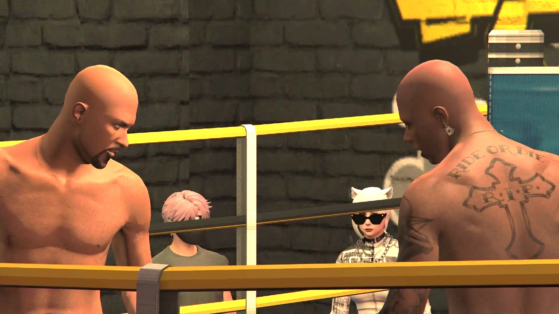 カジノオーナーblackbossとCCLオーナーゆるーくホプスがリング上で激しく打ち合う瞬間。観客が熱狂している。